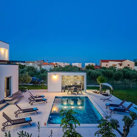 Villa Garoful Zadarvillas Sukosan Exterior photo