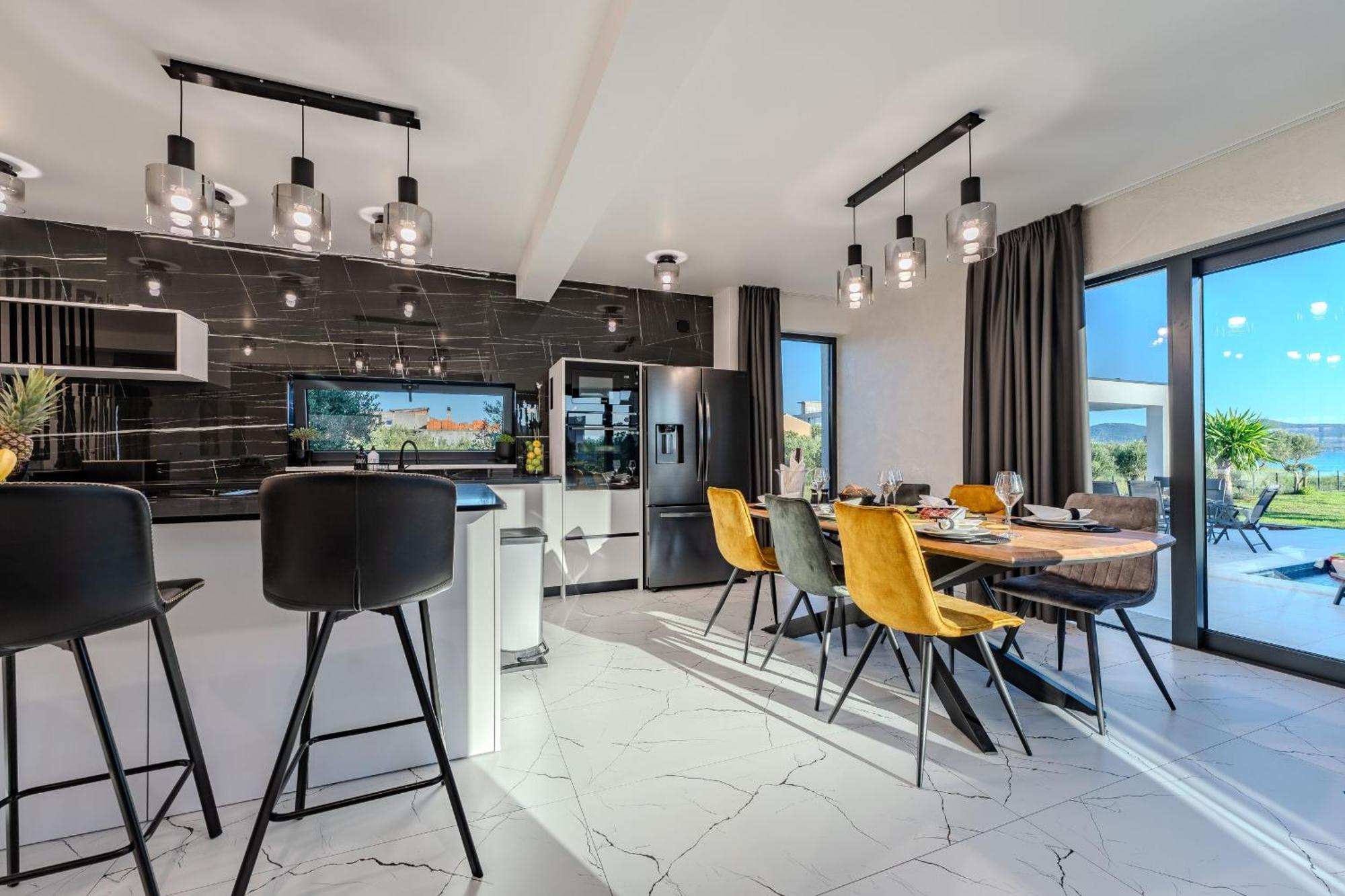 Garoful Zadarvillas * Sukošan
